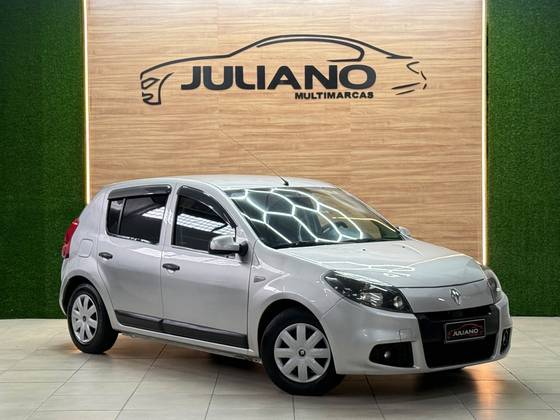 RENAULT SANDERO 1.6 EXPRESSION 8V FLEX 4P MANUAL RENAULT SANDERO 1.6 EXPRESSION 8V FLEX 4P MANUAL